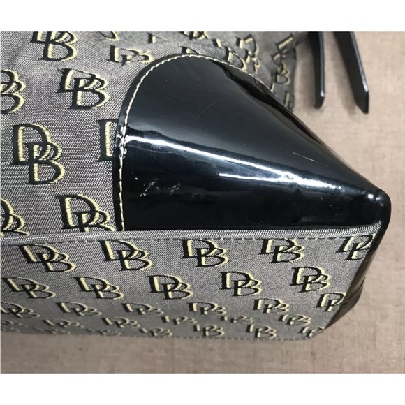 Dooney & Bourke Hobo Purse Bag Beige & Black Canvas Shoulder Bag - Picture 10 of 16